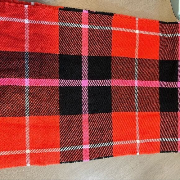 Victorias Secret Red Soft Winter glitter logo Check Plain Fringe Shawl Scarf - Picture 5 of 10